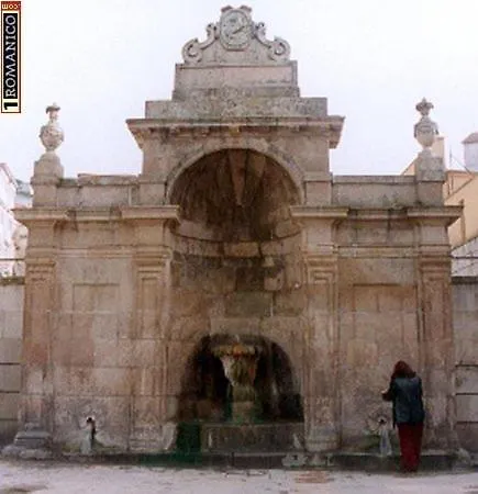 Casa De Os Petroglifos *