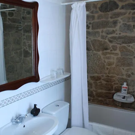 Casa De Os Petroglifos *