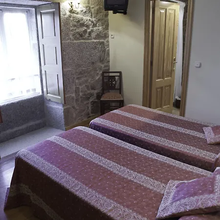 Casa De Os Petroglifos *